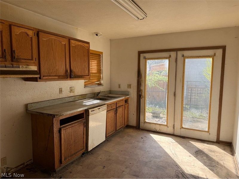 3750 Central Avenue , Cleveland, OH 44115 Photo 10