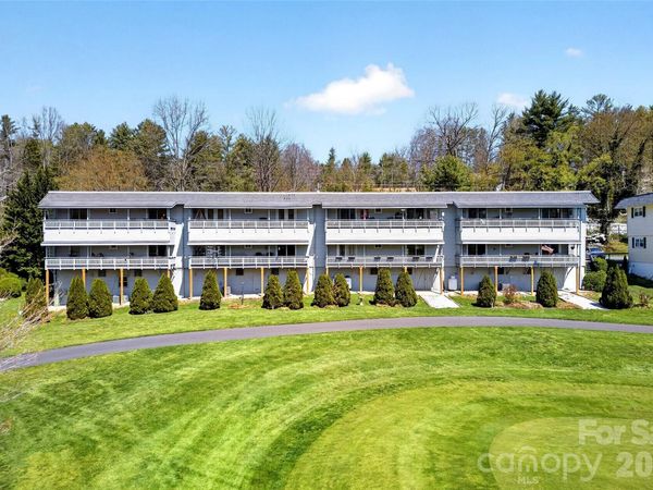 263 Fairway Lane , Spruce Pine, NC 28777