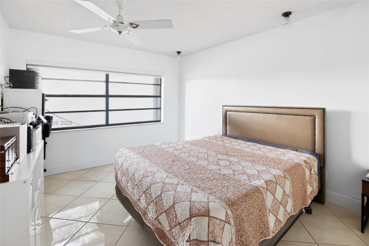 6445 W Pinehurst Cir W, Unit D25, Tamarac, FL 33321 Photo