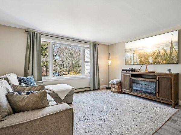 13 Stanorm Drive, Unit F, Newmarket, NH 03857