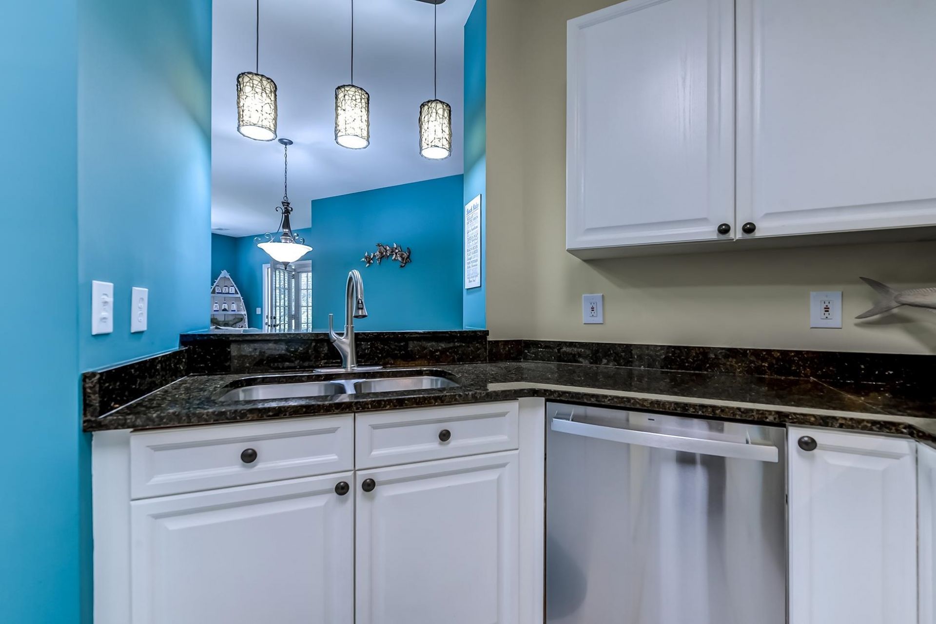 4437 Lady Banks Ln. Photo 32