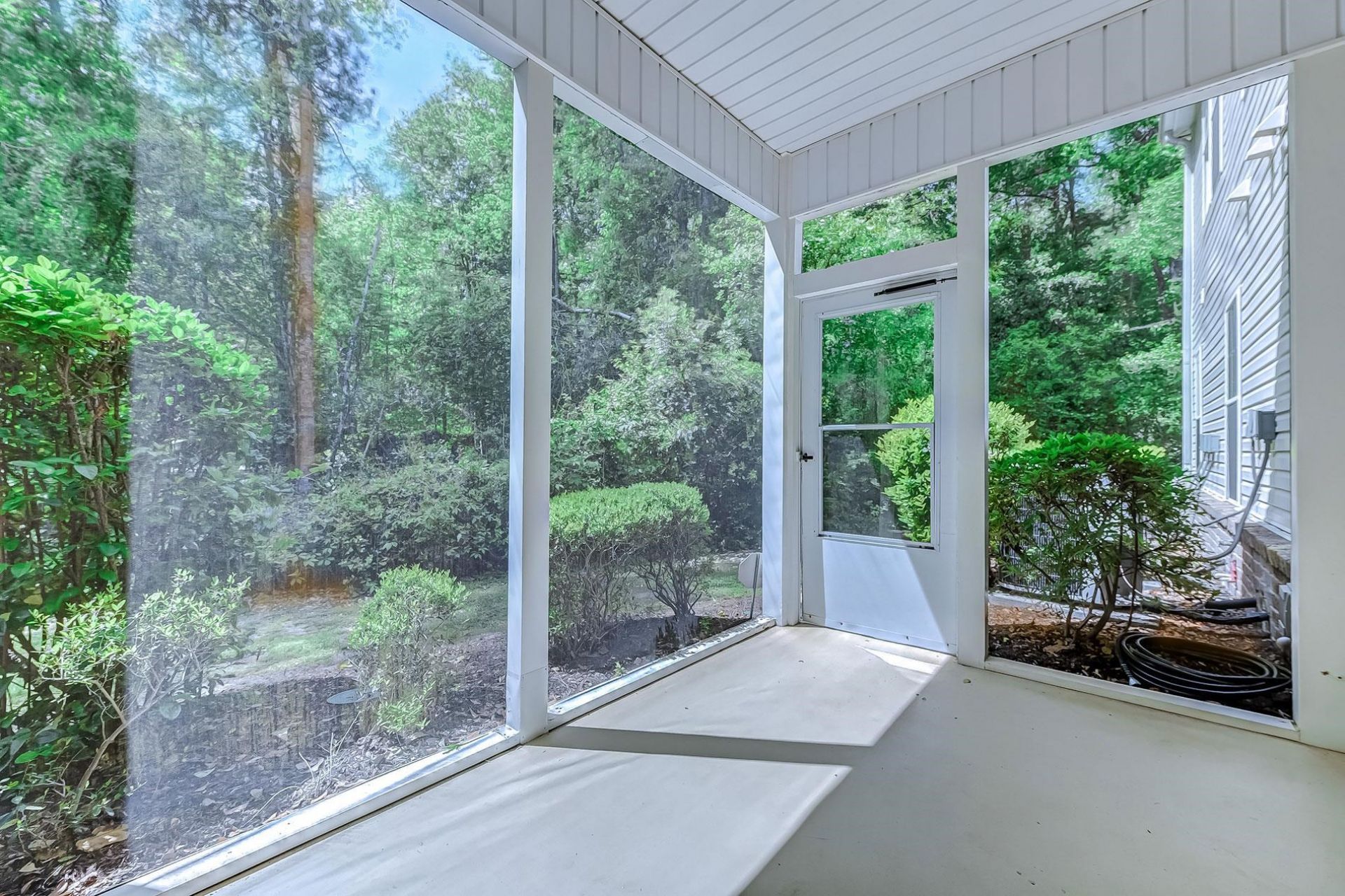 4437 Lady Banks Ln. Photo 4