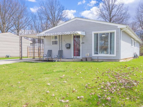 2112 BELMONT Avenue , Joliet, IL 60432