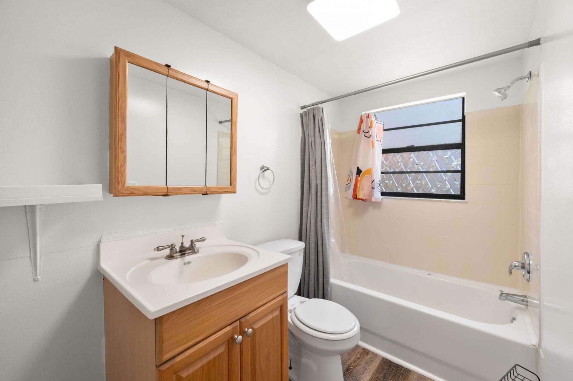 390 Baysinger Avenue, Fort Pierce, FL 34982 Photo