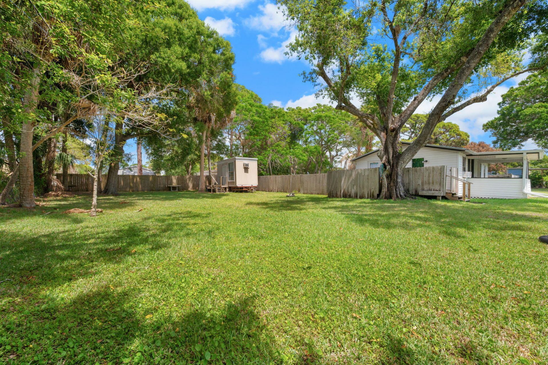 390 Baysinger Avenue, Fort Pierce, FL 34982 Photo