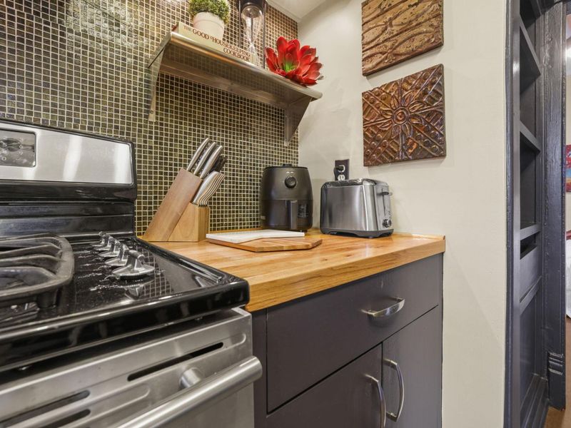 426 E Kossuth Street, Columbus, OH 43206 Photo 14