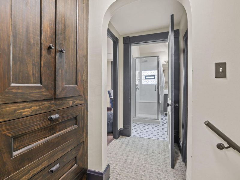 426 E Kossuth Street, Columbus, OH 43206 Photo 25