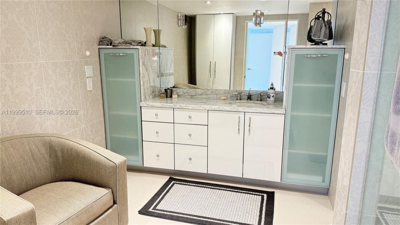 19707 Turnberry Way, Unit TH-6, Aventura, FL 33180 Photo