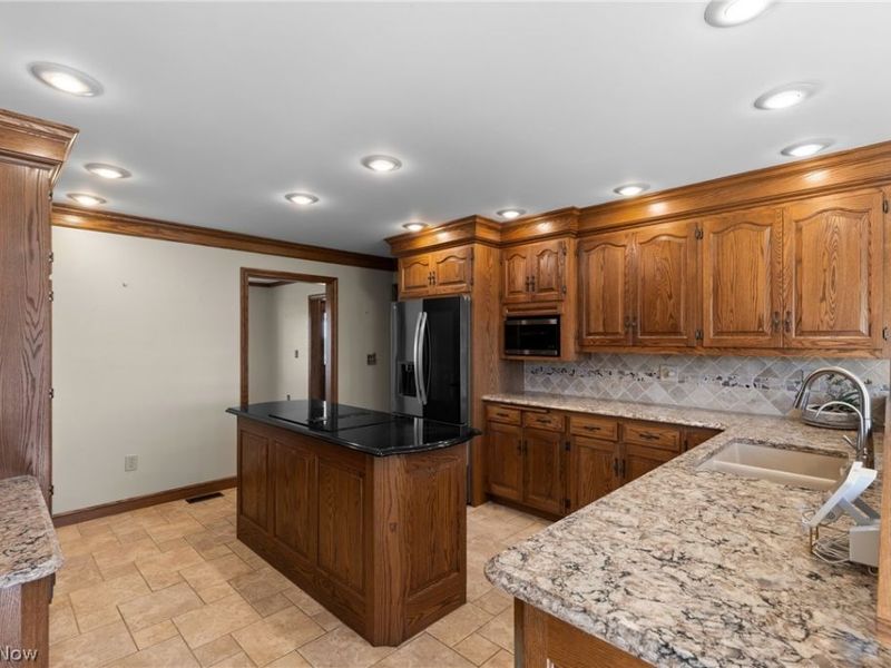 66985 Vista Drive, Saint Clairsville, OH 43950 Photo 13