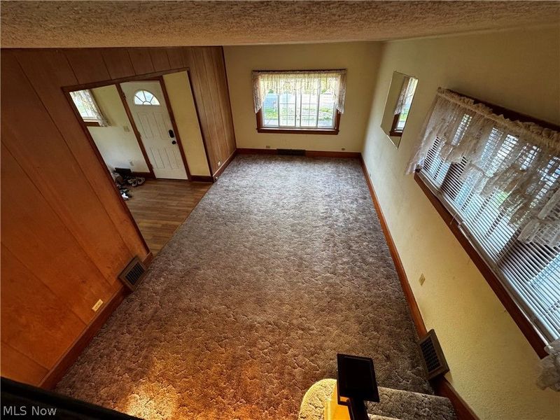 984 Sandusky Street, Conneaut, OH 44030 Photo 4