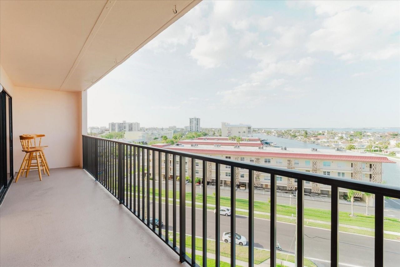 51 Island Way, Unit 801, Clearwater Beach, FL 33767 Photo
