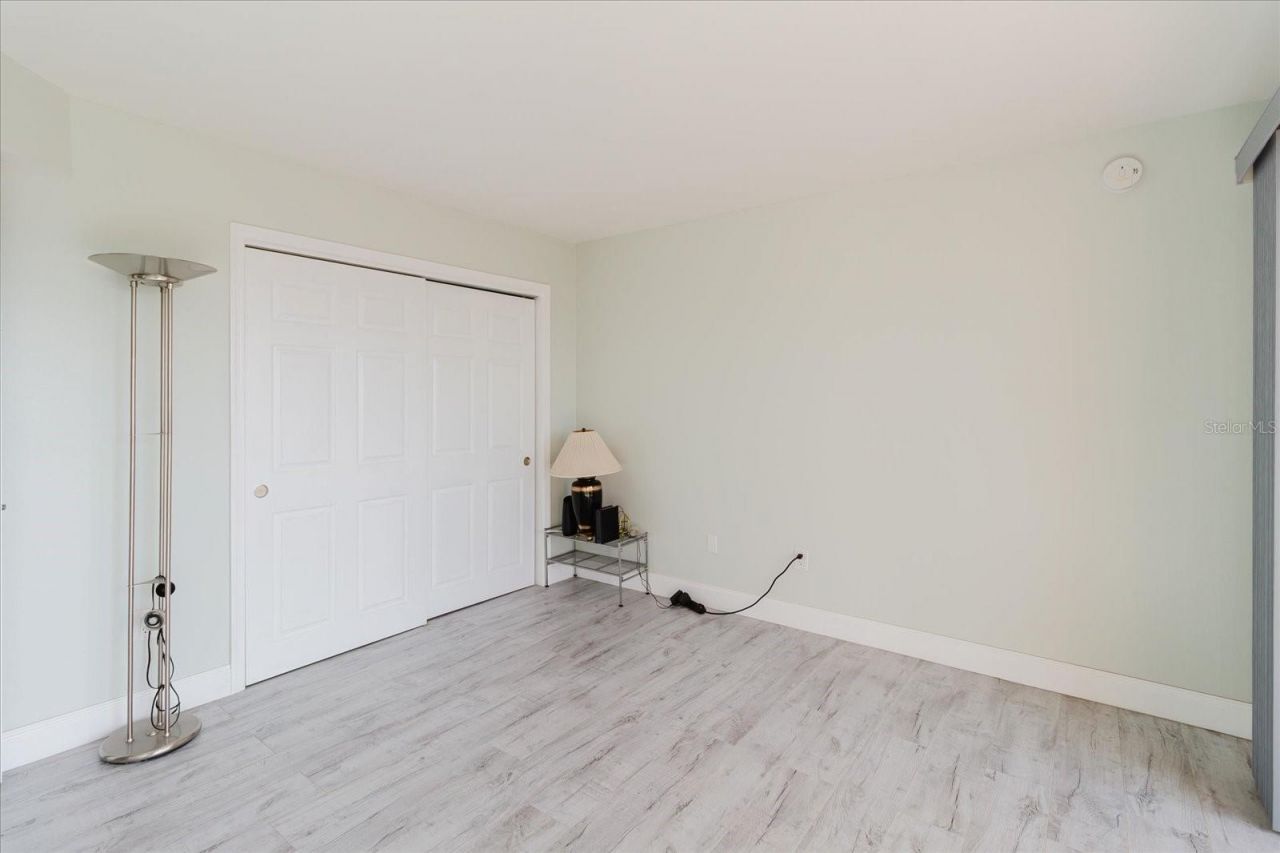 51 Island Way, Unit 801, Clearwater Beach, FL 33767 Photo