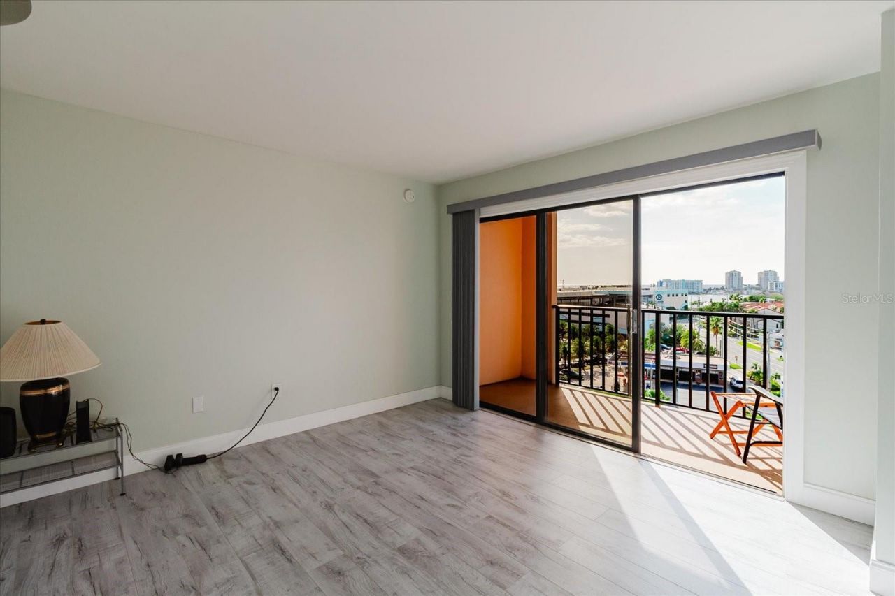 51 Island Way, Unit 801, Clearwater Beach, FL 33767 Photo