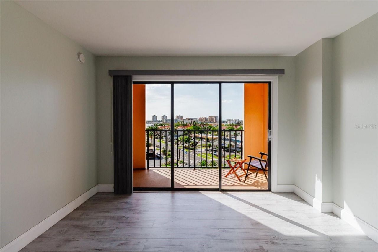 51 Island Way, Unit 801, Clearwater Beach, FL 33767 Photo
