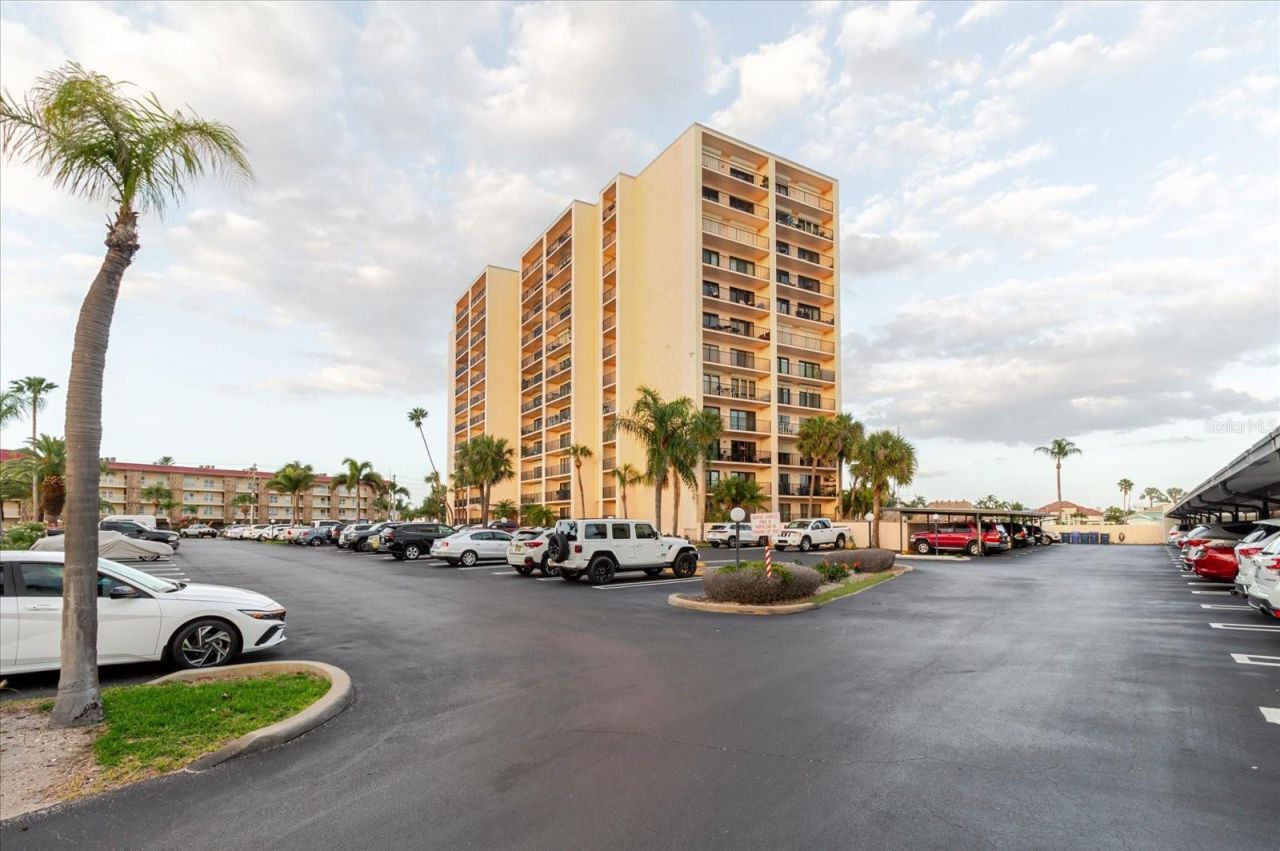51 Island Way, Unit 801, Clearwater Beach, FL 33767 Photo