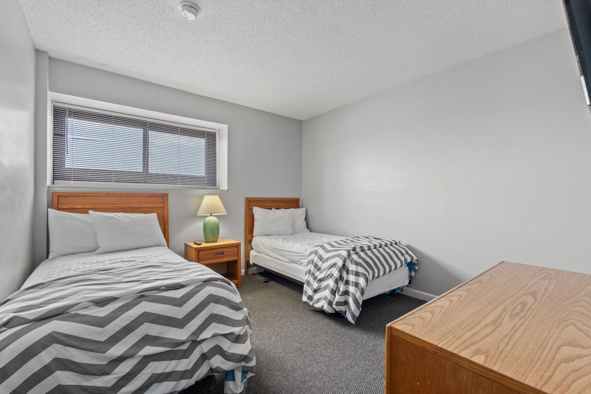 5905 South Kings Hwy. Photo 13