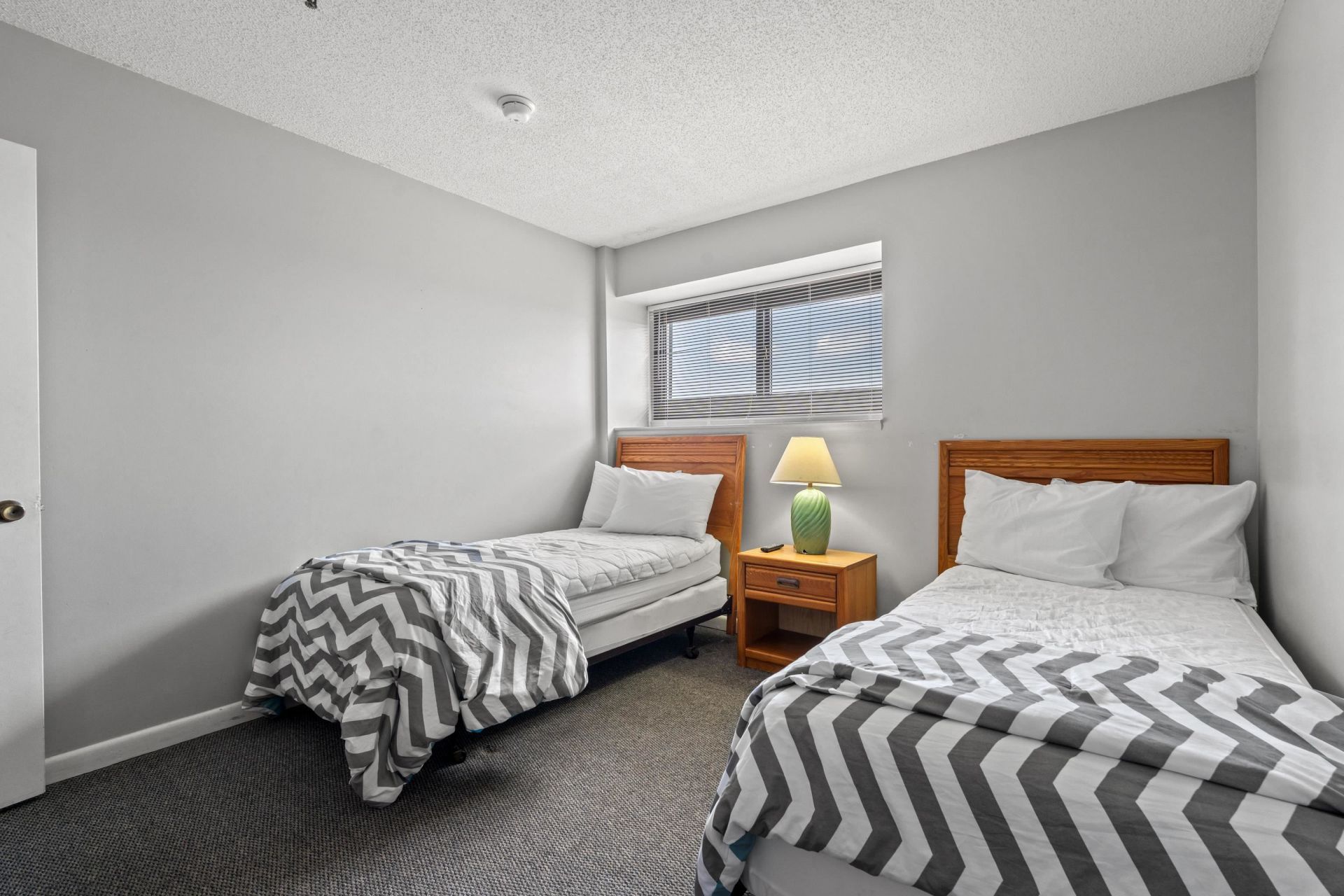 5905 South Kings Hwy. Photo 14