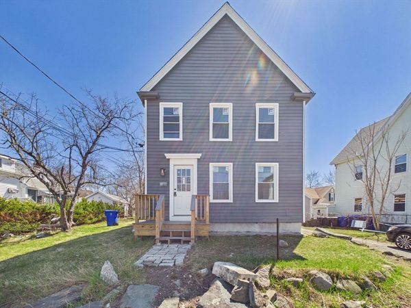 32 Shores St, Taunton, MA 02780