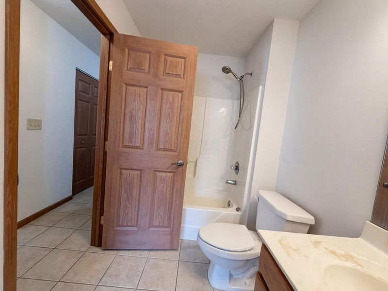 1182 Sanderling Drive , Reynoldsburg, OH 43068 Photo 17