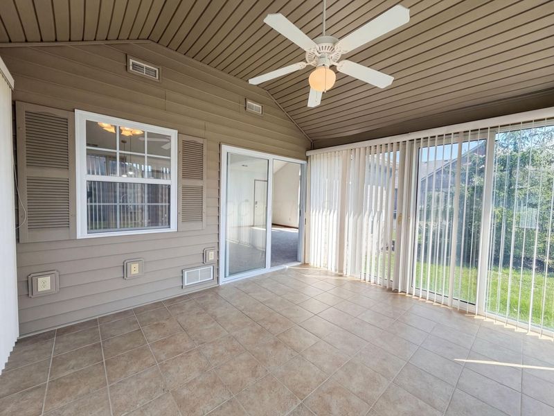 1182 Sanderling Drive , Reynoldsburg, OH 43068 Photo 6