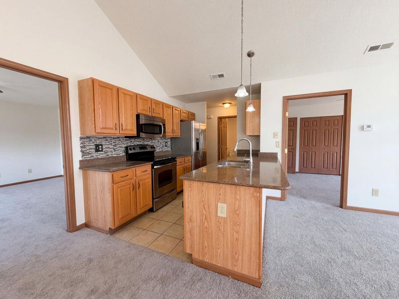 1182 Sanderling Drive , Reynoldsburg, OH 43068 Photo 9