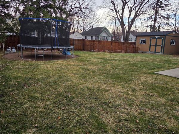 2040 Stillwater Avenue E, Saint Paul, MN 55119