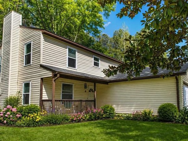 6255 Beaver Creek Trail, Atlanta, GA 30349