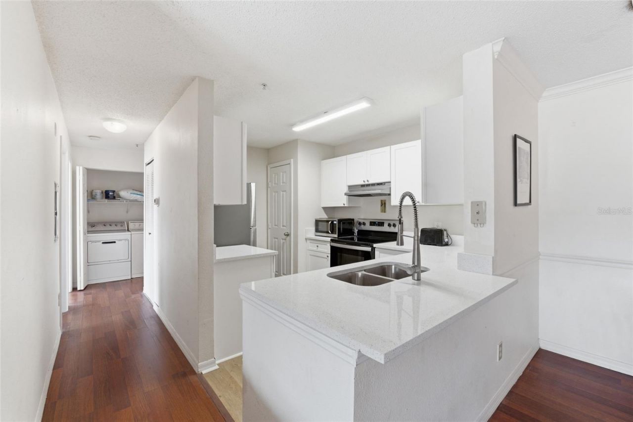 1950 Summer Club Drive, Unit 214, Oviedo, FL 32765 Photo