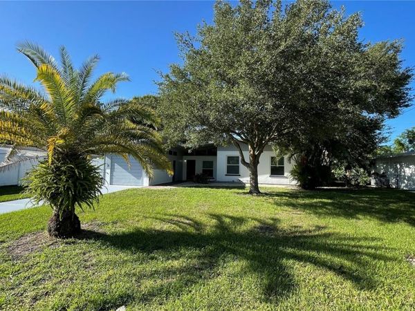 2832 BAY STREET, SARASOTA, FL 34237