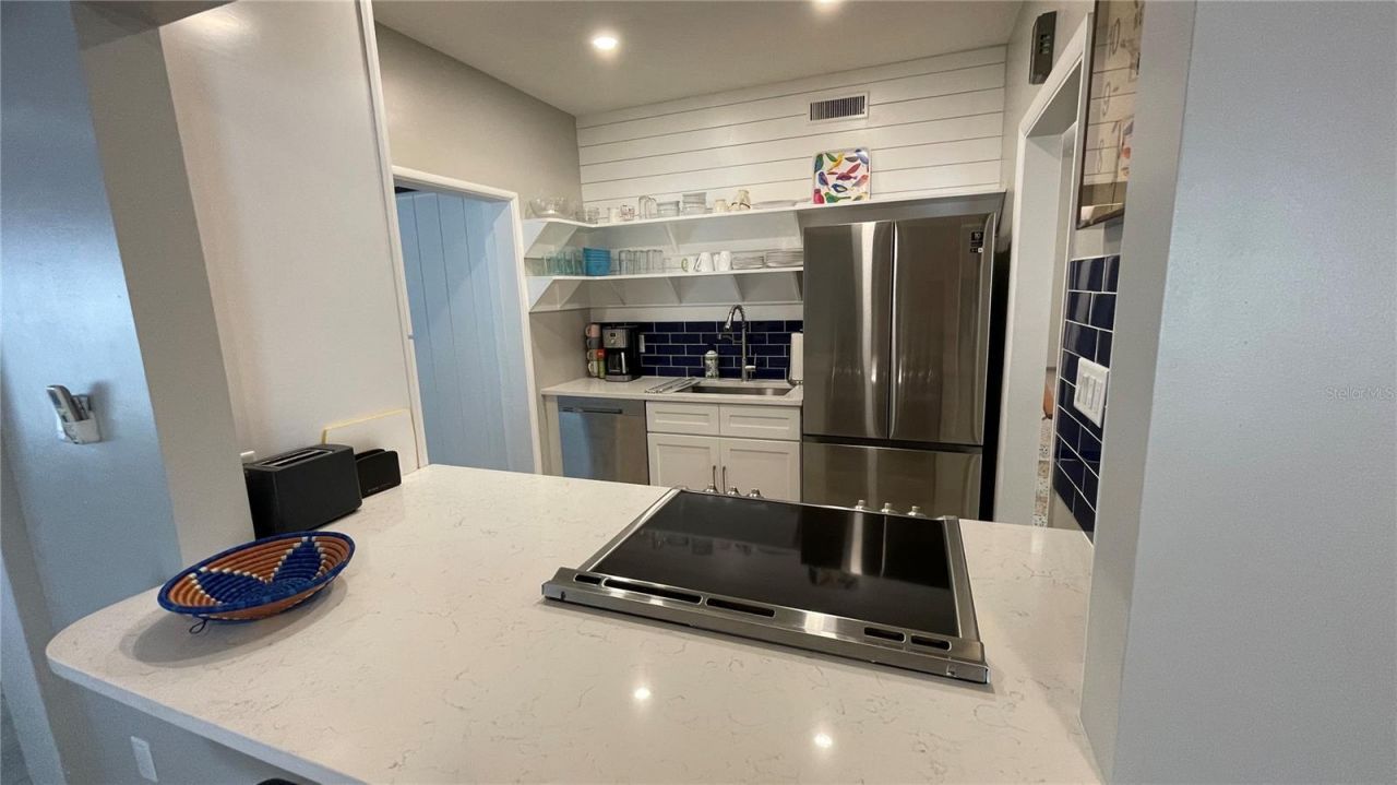 2832 Bay Street, Sarasota, FL 34237 Photo
