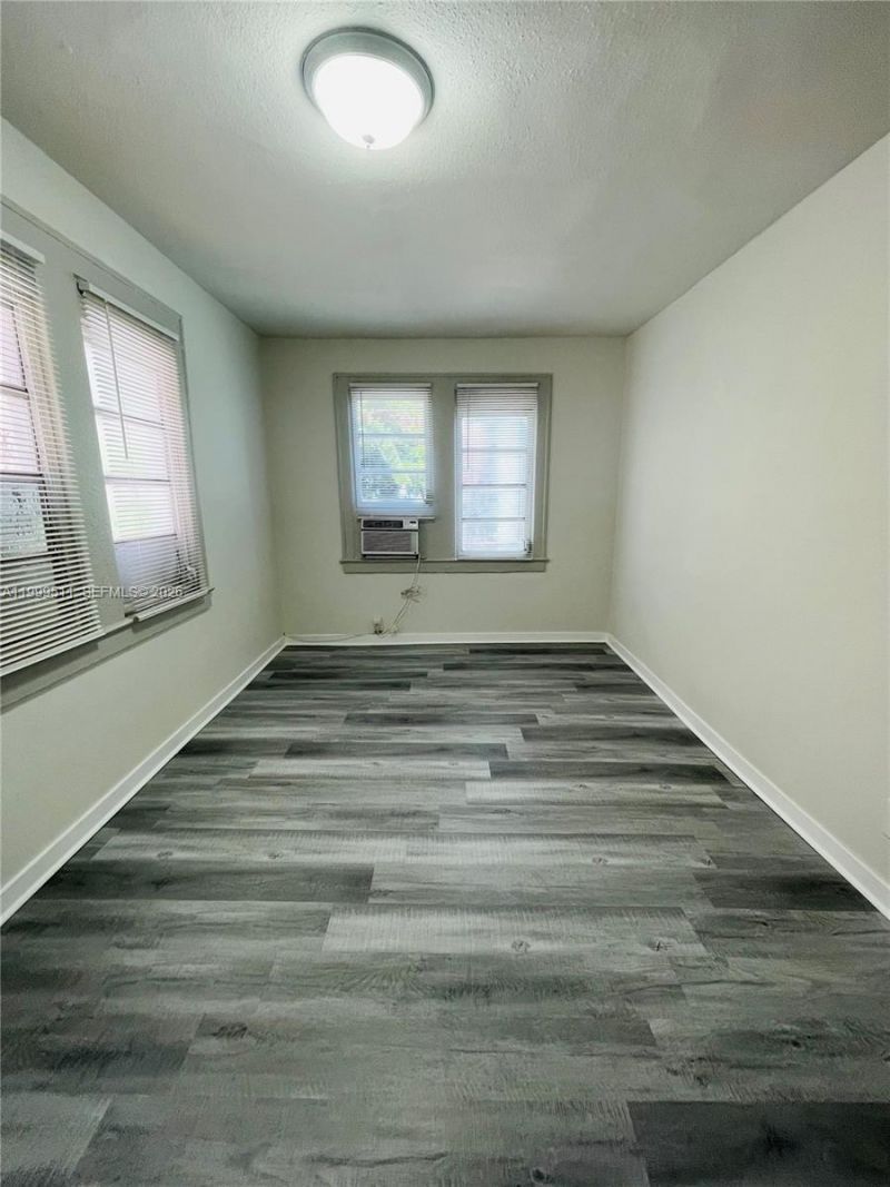 442 SW 10th Ave, Unit 1, Miami, FL 33130 Photo