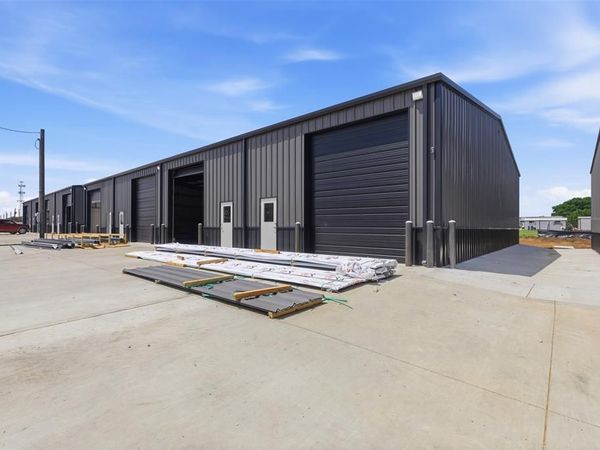 17332 Gaffield Road, Justin, TX 76247