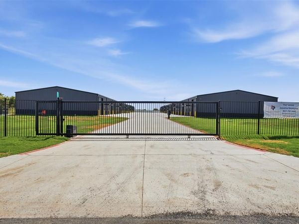 17332 Gaffield Road, Justin, TX 76247