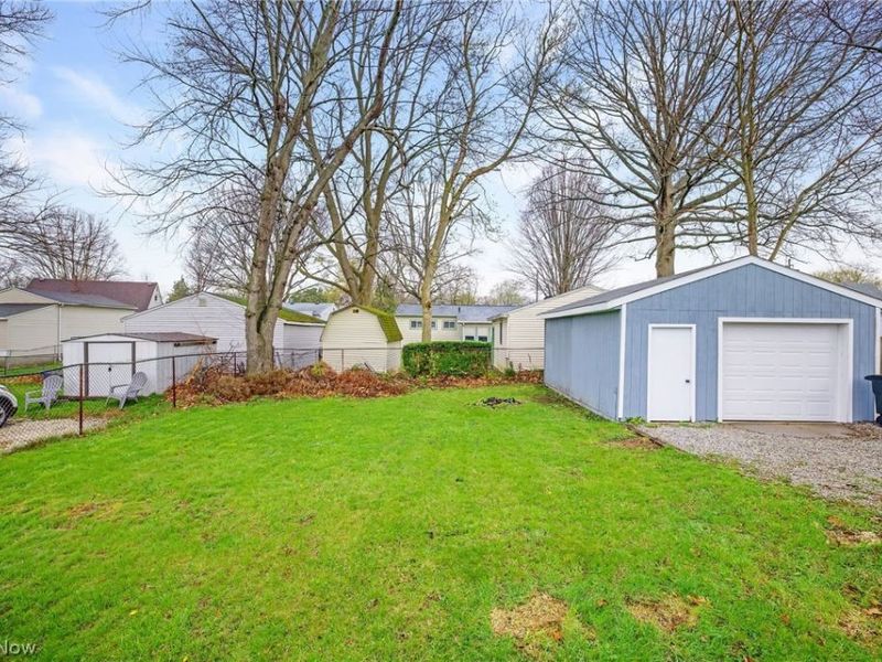 1155 Stanwood Avenue , Akron, OH 44314 Photo 4