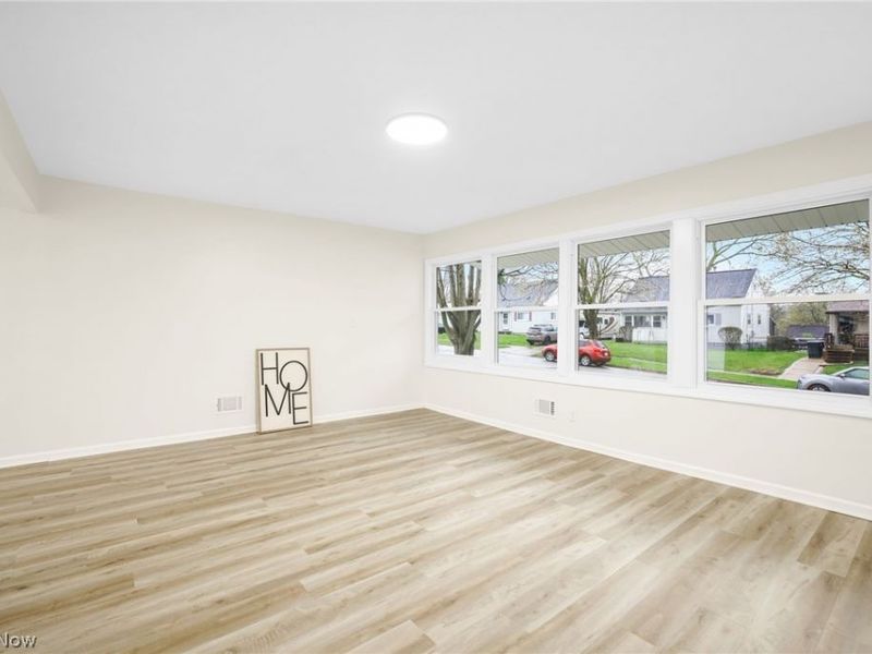 1155 Stanwood Avenue , Akron, OH 44314 Photo 7