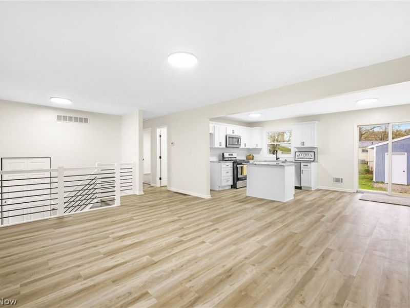 1155 Stanwood Avenue , Akron, OH 44314 Photo 9