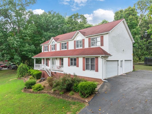 110 Jerri Ann Rd , Lexington, TN 38351