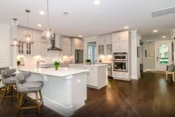 1272 Newell Dr photo 4