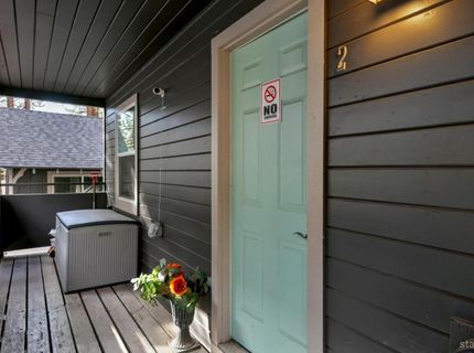 4085 Manzanita Avenue, South Lake Tahoe, CA 96150 Photo