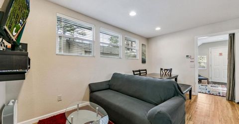 4085 Manzanita Avenue, South Lake Tahoe, CA 96150 Photo