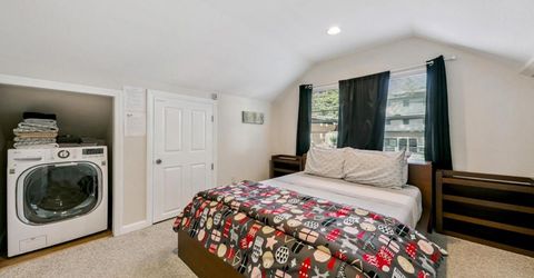 4085 Manzanita Avenue, South Lake Tahoe, CA 96150 Photo