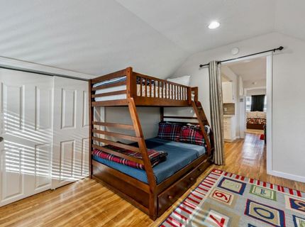 4085 Manzanita Avenue, South Lake Tahoe, CA 96150 Photo