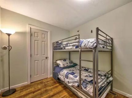 4085 Manzanita Avenue, South Lake Tahoe, CA 96150 Photo