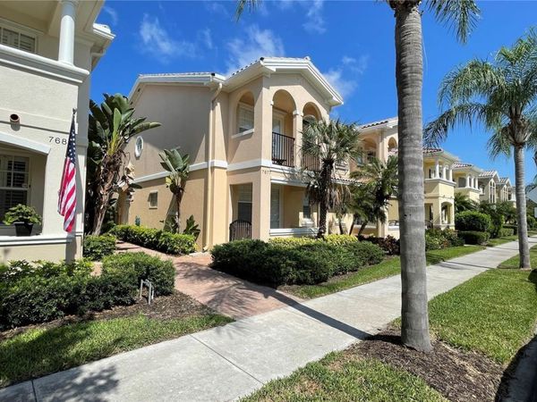 7677 BERGAMO AVENUE , SARASOTA, FL 34238