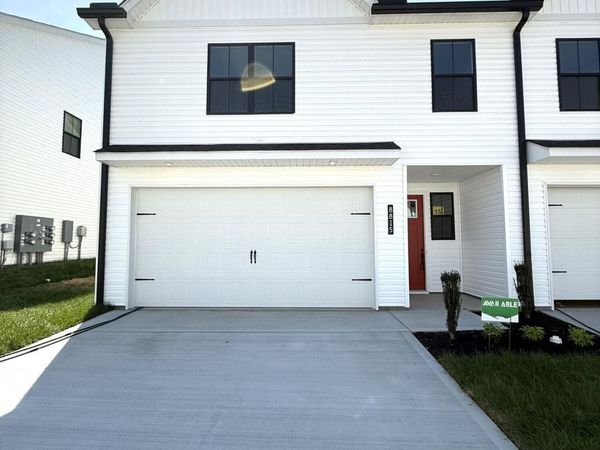 8815 Chapman Trace Way, Knoxville, TN 37920