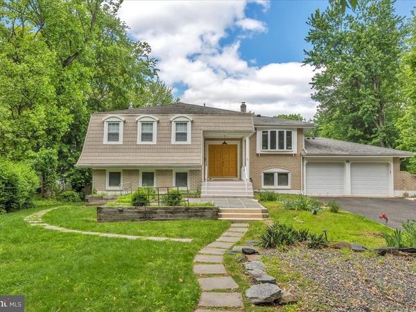 26 FOREST HILL DRIVE, CHERRY HILL, NJ 08003