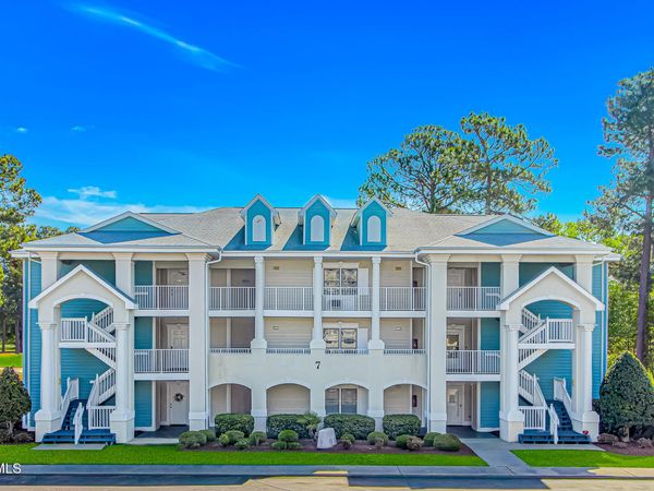 330 S Middleton Drive NW, Unit 706, Calabash, NC 28467