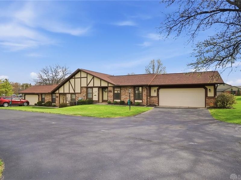 34 Tamarack Trail, Springboro, OH 45066 Photo 4