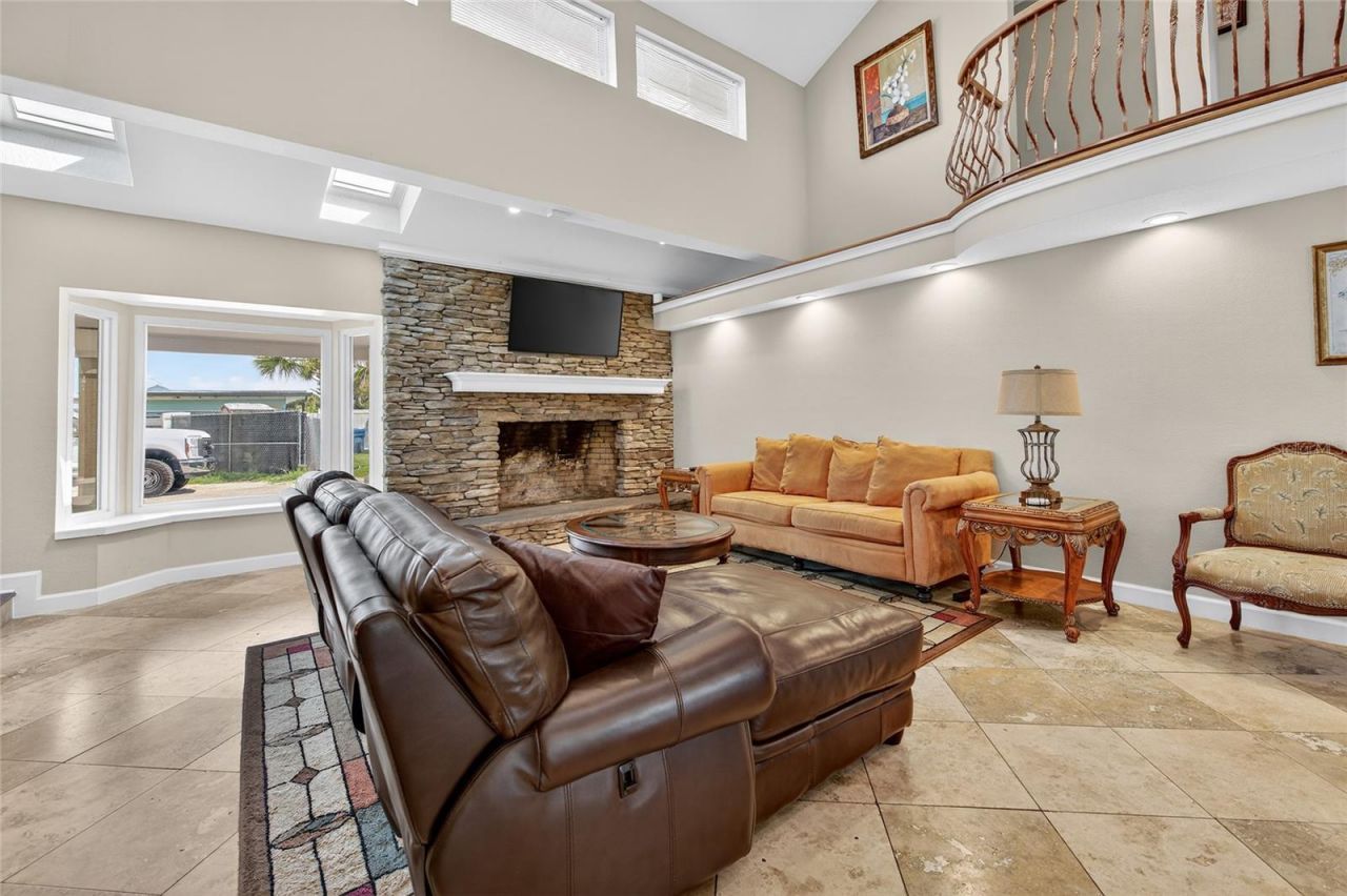 2904 S Peninsula Dr, Daytona Beach Shores, FL 32118 Photo