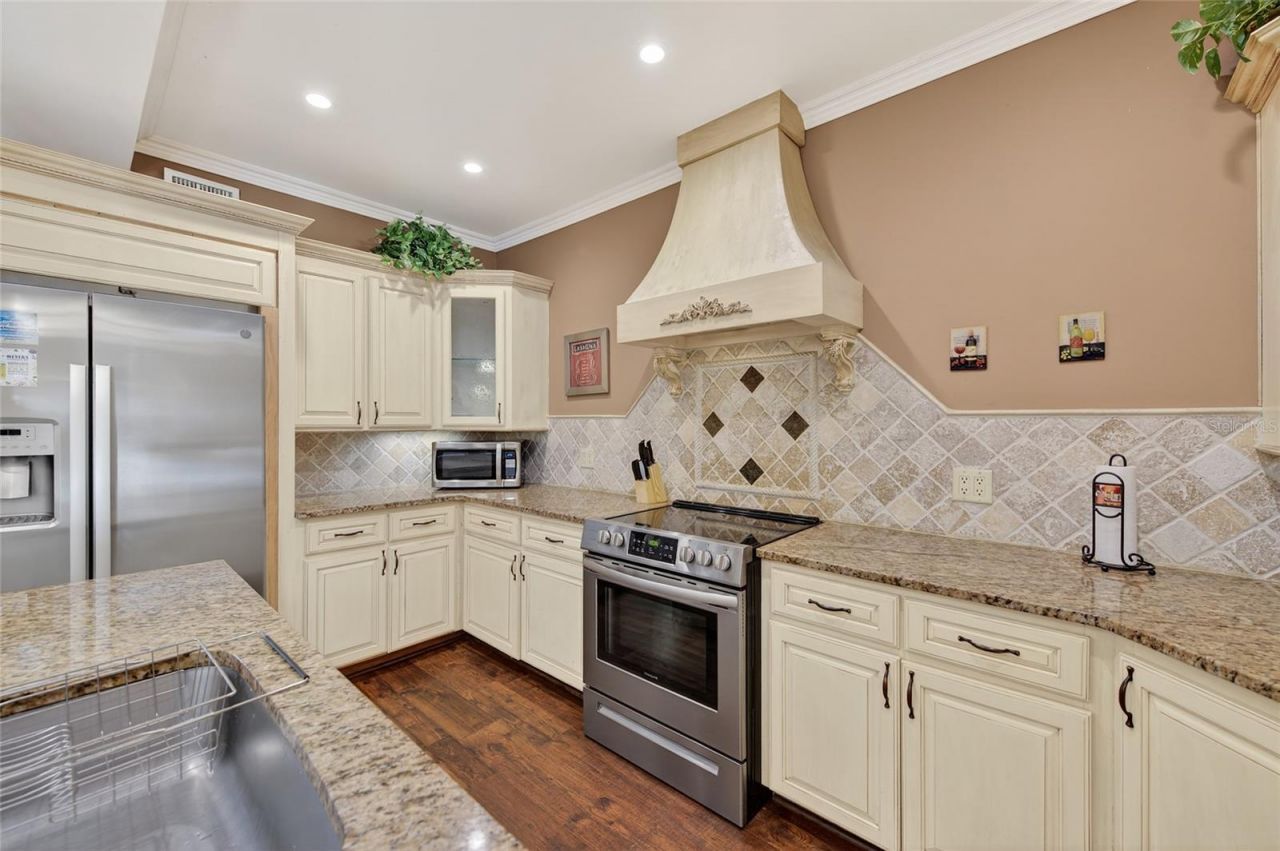 2904 S Peninsula Dr, Daytona Beach Shores, FL 32118 Photo